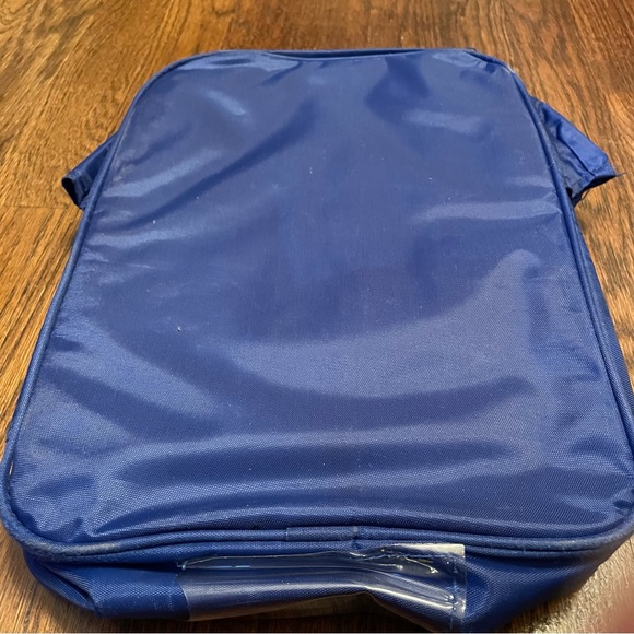 FC Barcelona Insulated Kit Lunch Bag - Picture 6 of 9